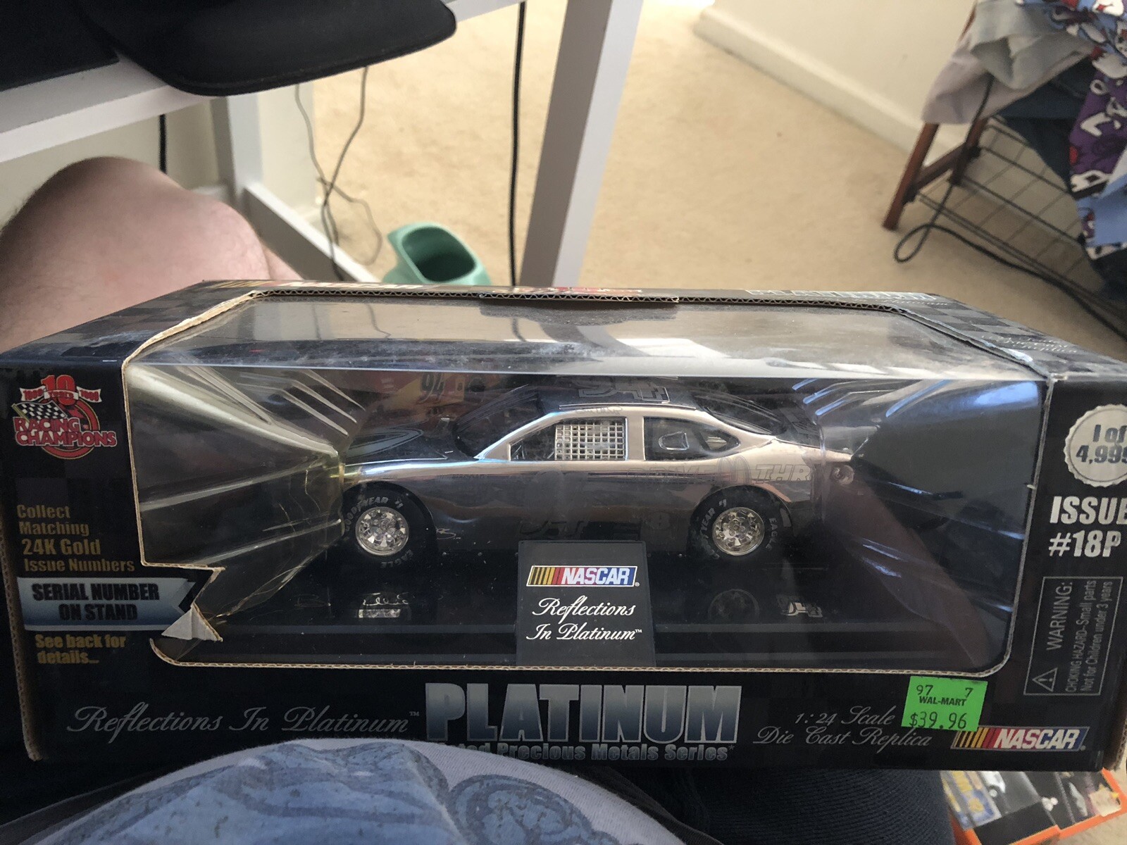 Picture 1 of 1