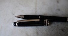 SUPERBE STYLO ROLLER MONTBLANC MEISTERSTÜCK RESINE NOIRE- FINITION PLATINUM