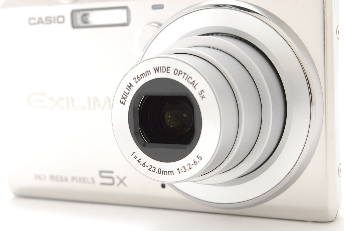 【美品】CASIO EXILIM EX-ZS10 シルバー TOP MINT w/Box] Casio EXILIM EX-ZS10 silver 14.1MP Cpt
