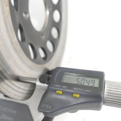 【SO】 Yamaha Rd 200 Ez:81 Front Brake Disc Front Wheel Screws 61659