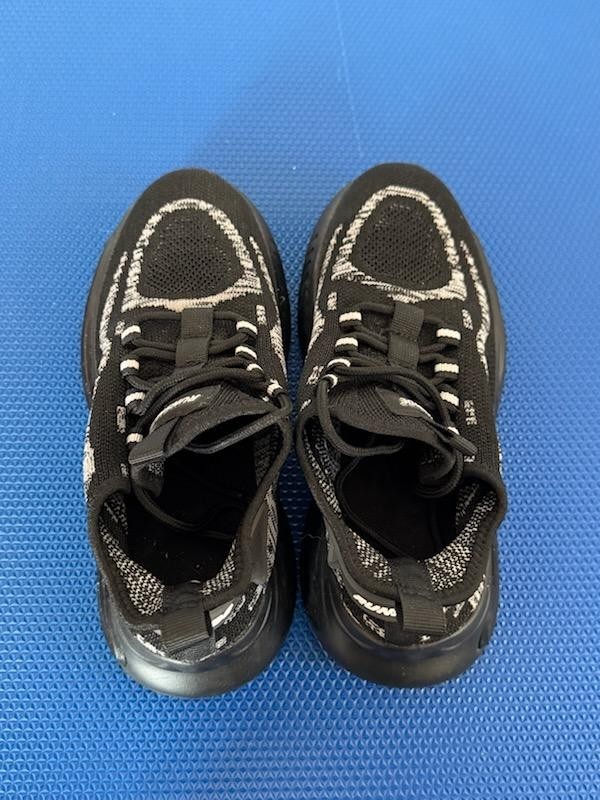 Runside Unisex Lace Up Tennis Shoes for Walking and Running Big Kid Size 5