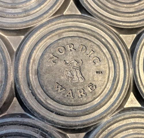 Nordic Ware Silver Dollar Waffle Griddle Pan, Makes 7 Mini Waffles, U.S.A. - Picture 3 of 4