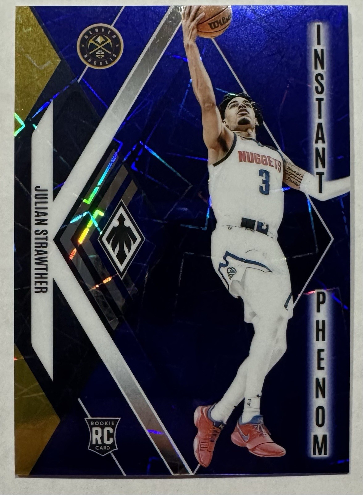 2023-24 Panini Phoenix Instant Phenom Julian Strawther #6 Blue Lazer /275 (RC)