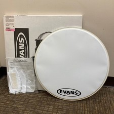 NOS Evans 20" MX1 Marching Bass Drum Head w/ Pads BD20MX1W