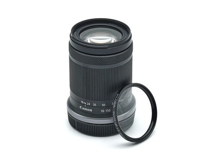 Canon RF-S 18-150mm 3.5-6.3 IS + BMC Macro Close-Up +3 (55mm)