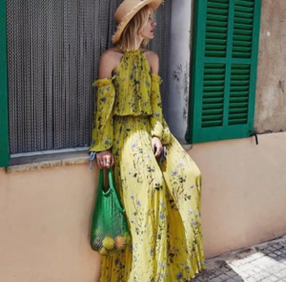 Self portrait green hotsell cold shoulder dress