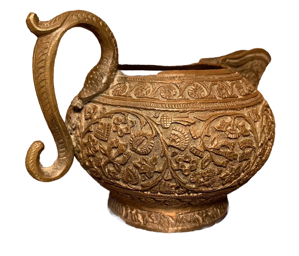 "Excepcional olla de cobre india antigua mango de serpiente 5"" antigua reposada floral" Foto 2 de 4