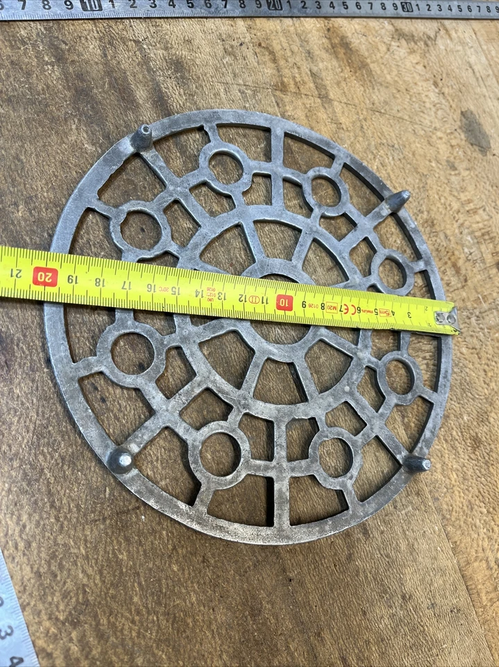 N. 4 Dessous repose plat aluminium outil cuisine ustensile décor vintage - Photo 2/2