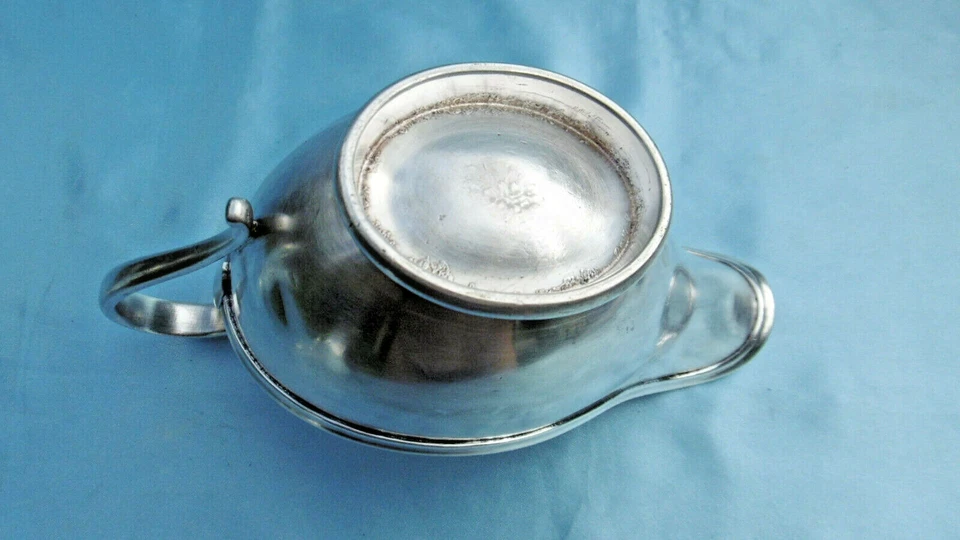 Grande Salsiera IN Metallo Argento Reneka - Immagine 4 di 4