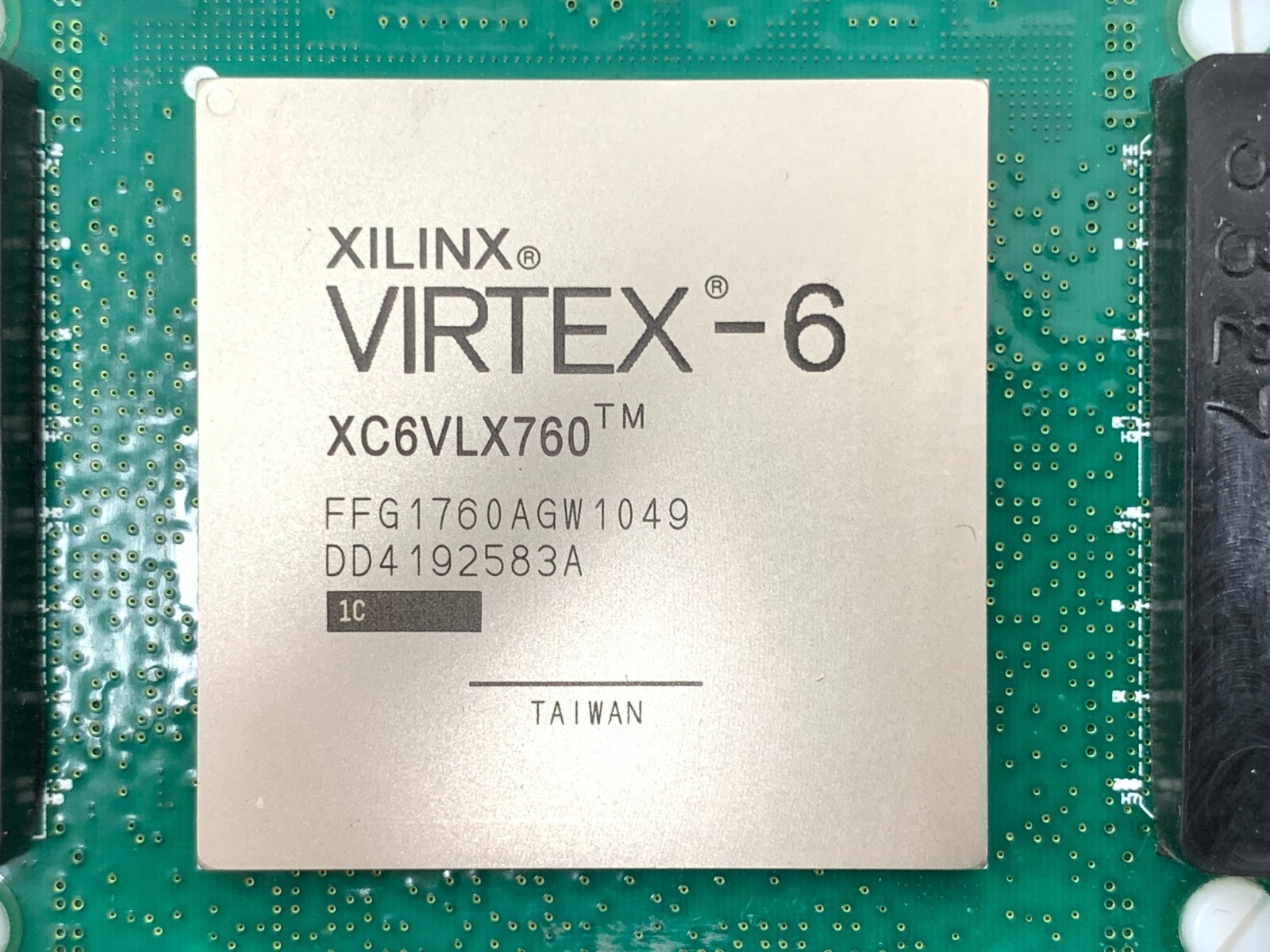 Xylinx Chip Xilinx Virtex®-6 XC6VLX760-1FFG1760A 4 CHIPS ON SYNOPSYS BOARD FOR CHIP ...