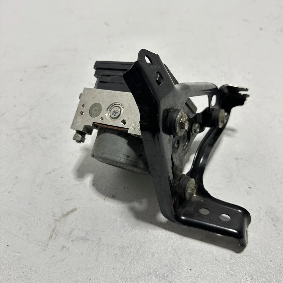 Conjunto de módulo de bomba de freno antibloqueo ABS Honda Pilot 2016-2018 OEM Foto 4 de 4