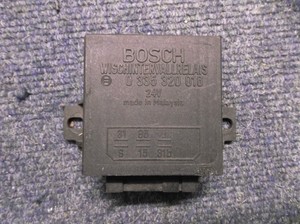 Mercedes Vario Intermittent Wiper Relay Wischintervallrelais - 0 335