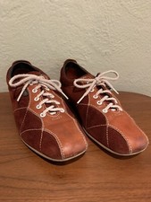 Vintage DEXTER Women's Red Maroon Tan Suede Bowling Shoes APPX. SIZE 8.5