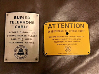 2 BELL TELEPHONE COMPANY OF CANADA Buried Underground Cable signs 5.5" x 4"