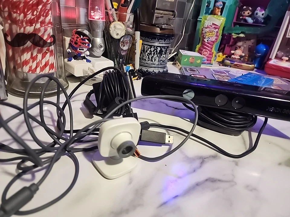 Xbox 360 Eye Camera And Xbox 360 Kinect - Image 2 of 3