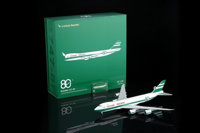 SQwings CATHAY PACIFIC B747-8F B-LJE 80th Anniversary / Interactive 1/200 L2337C