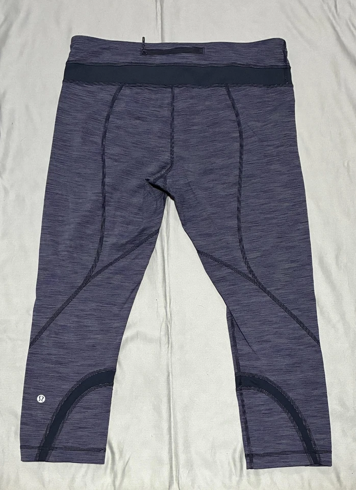 Pantalones Lululemon Mujer 10 Púrpura Negro Recortados Capri Leggings Atléticos Gimnasio Yoga Foto 2 de 4