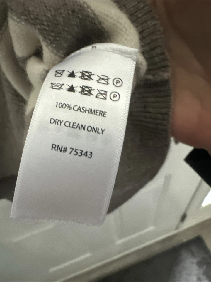 Suéter de cachemir C&C California para mujer mediano gris marfil a rayas Foto 4 de 4