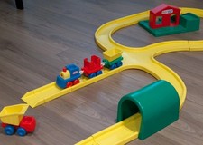 Vintage 1985 Little Tikes Creative Railway Train Set Toddle Tots GREAT!