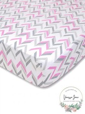 Wendy Bellissimo Mix and Match Chevron Fitted Crib Sheet in Grey/Pink
