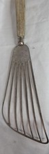 VINTAGE A&J BATTER BEATER WOOD HANDLE MADE IN USA COTTAGE CORE WHIPPER FLIPPER