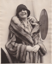 1925 Press Photo Actress Muriel Spring Aboard Liner S.S. Aquitania in New York