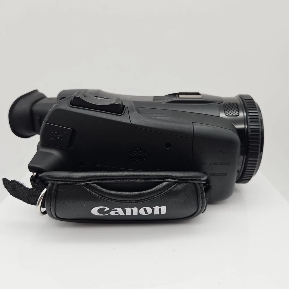 Canon Vixia HF G70 (5734C002) 4K UHD Camcorder - Black - Image 4 of 4