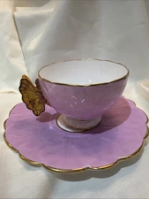 aynsley tea cup and saucer - Visible Wear