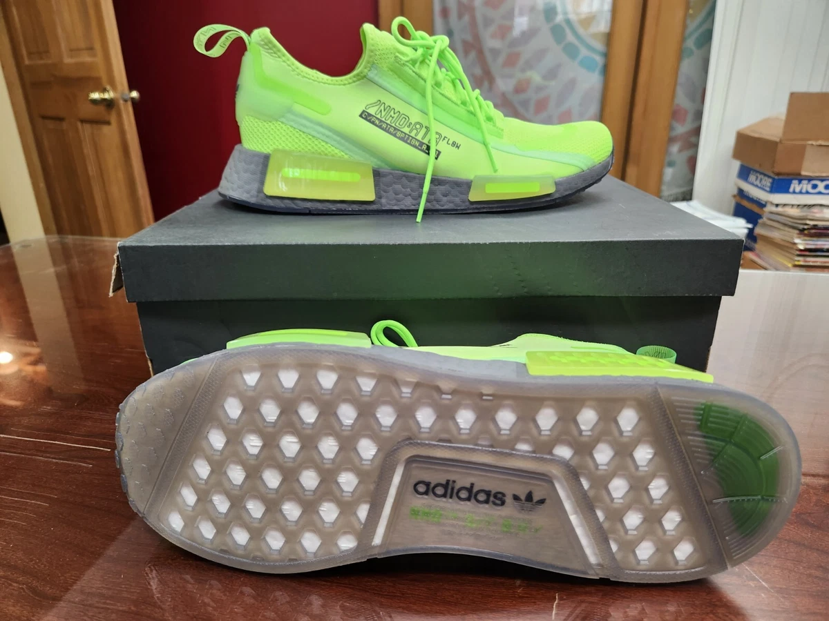 adidas gazelle silver green womens Tnis Adidas NMD R1 Verde/Branco  NewSkull