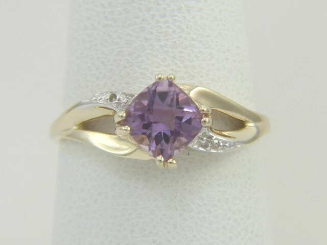 Juego de anillo y collar colgante de diamantes amatista corte tablero a cuadros de oro amarillo de 10 quilates Foto 2 de 4