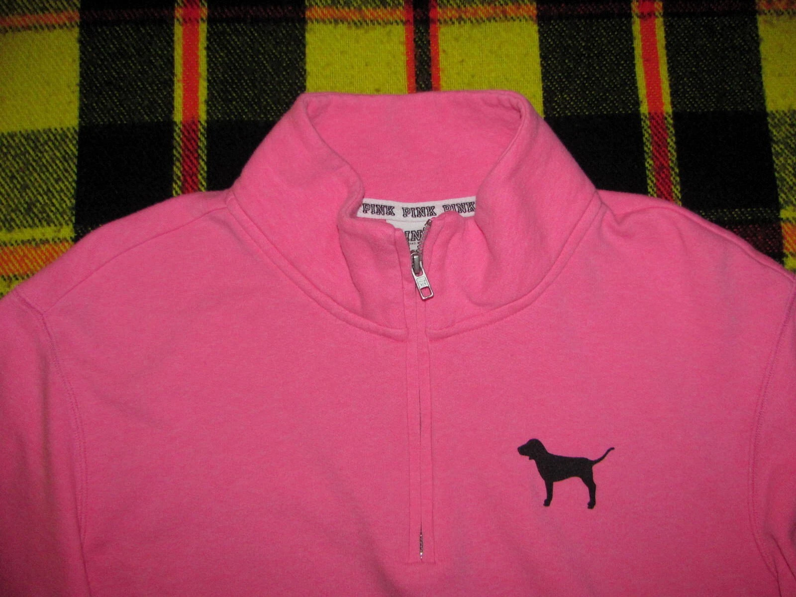 UNDERCOVER Maglione Victoria's Secret taglia S P tasche a canguro 1 4 zip Love rosa ottantasei