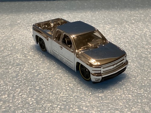 HOT WHEELS CUSTOM REAL CHROME OR GOLD SUPER TREASURE HUNT CHASE TRUCKS SUV VAN - Picture 86 of 191