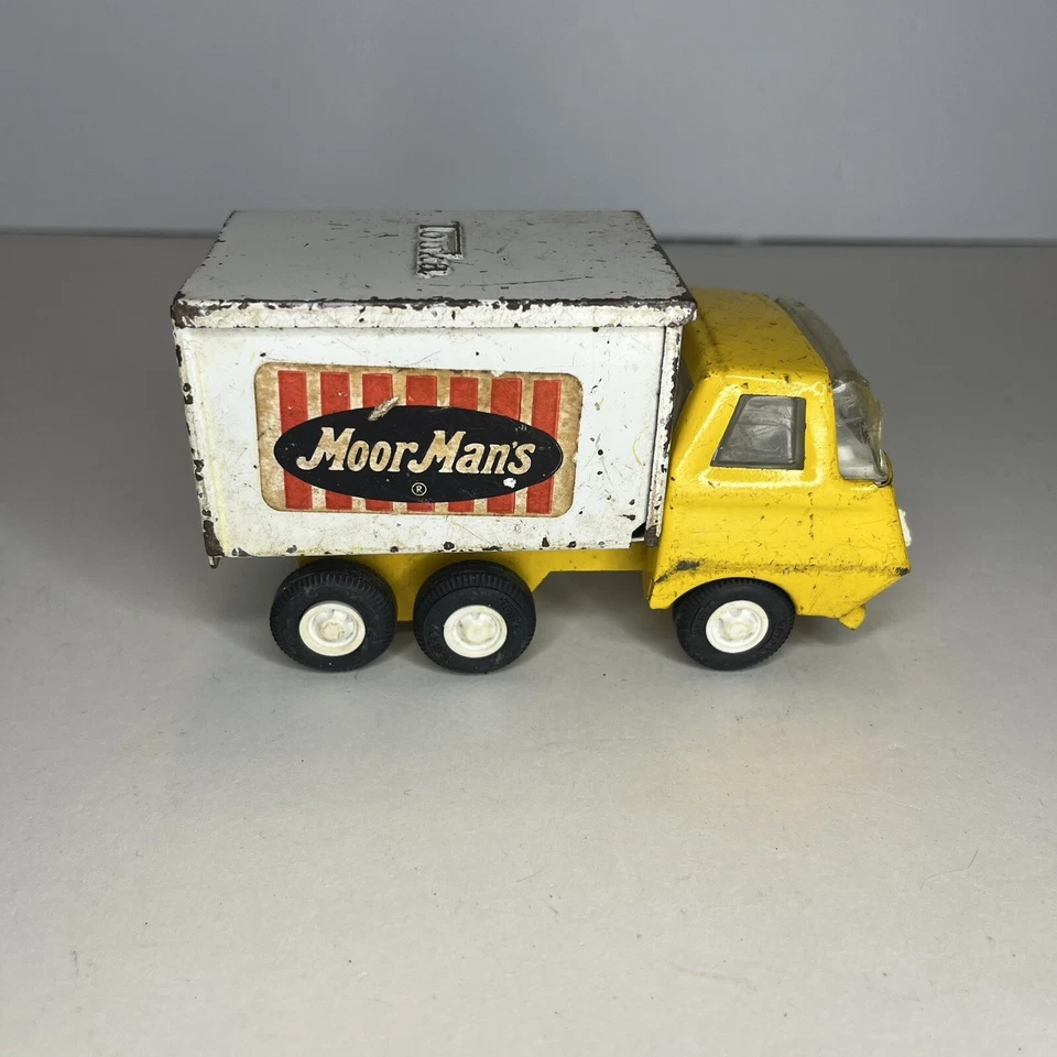 Vintage TONKA Moor Man's Metal Truck Cracked Wind Shield - Image 2 of 4