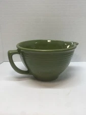 2 Quart Stoneware Mix & Pour  Batter Bowl Green Terra-Cotta Farmhouse Kitchen