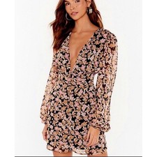 Nasty Gal NWT Nothin Bud Love Floral Mini Dress 8