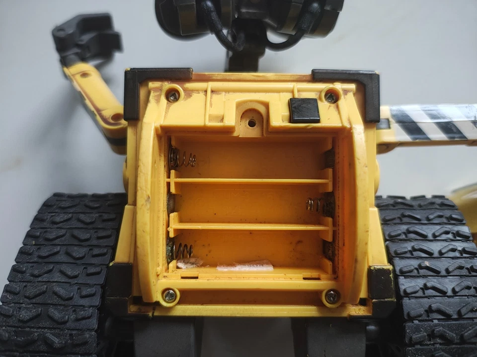 Thinkway Toys Disney Wall E remote Remote Control Robot 90% working rare - Image 3 of 4