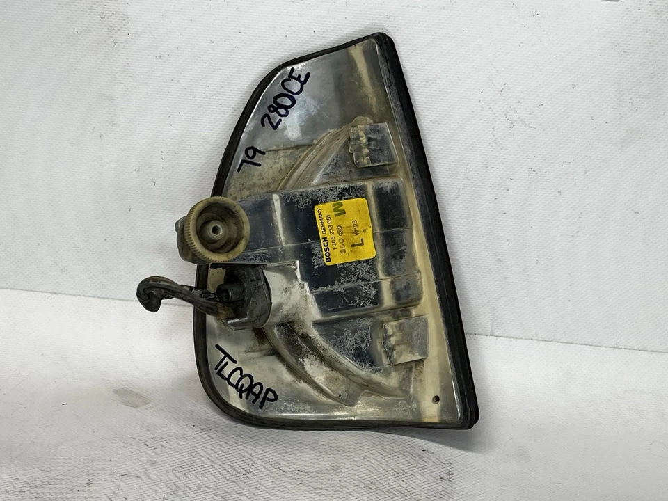 Mercedes-Benz W123 1977-1985 conductor Bosch intermitente delantero izquierdo 240D 280E 300D Foto 4 de 4