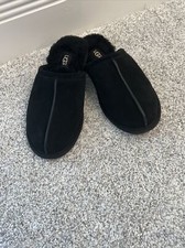 ugg slippers size US7