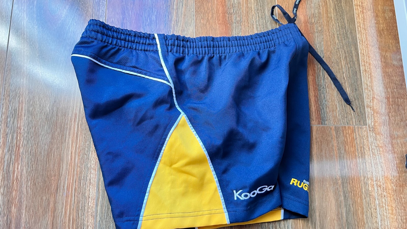 AUSTRALIAN RUGBY KOOGA FOOTY NRL TRADIE SHORTS SZ 32 Gem