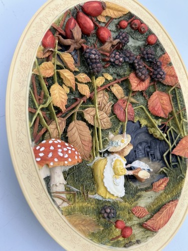 Vintage Bradford Exchange Autumn Story Brambly Hedge 1994 Collectors Plate w COA - Picture 7 of 7