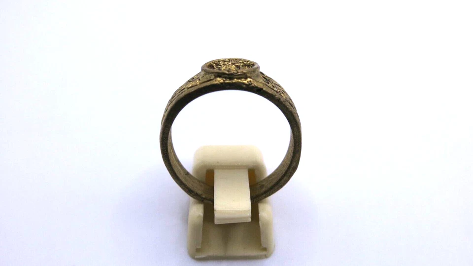 Anillo de latón Buda tailandés 1974 raro amuleto joyería budista talla 11,5 Luang Por Tob Foto 4 de 4