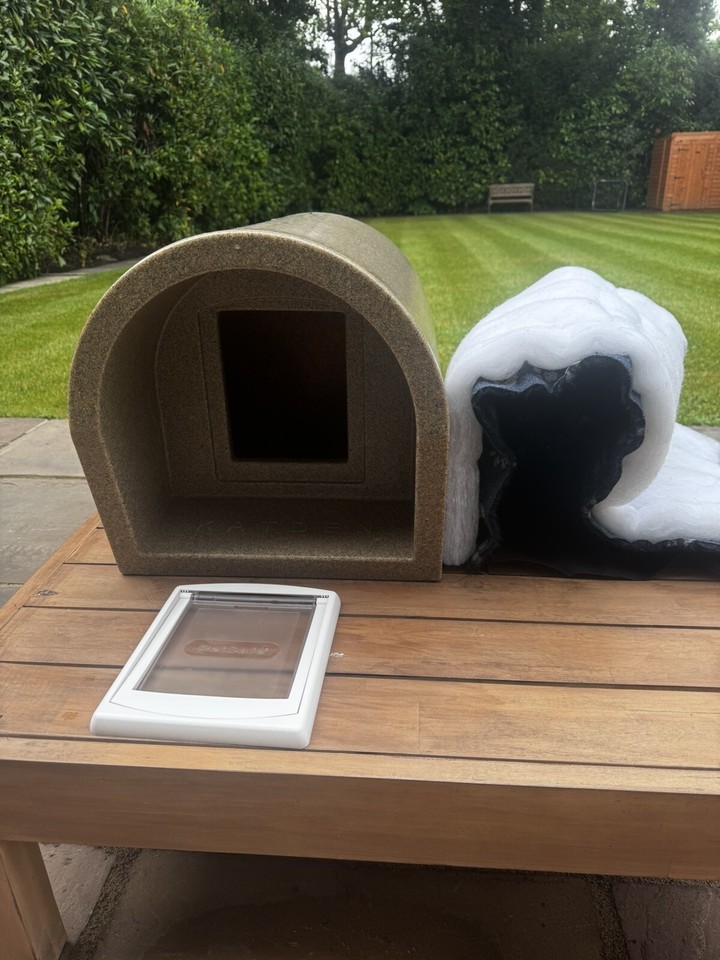 Mr Snugs Katden Outdoor Cat Kennel eBay
