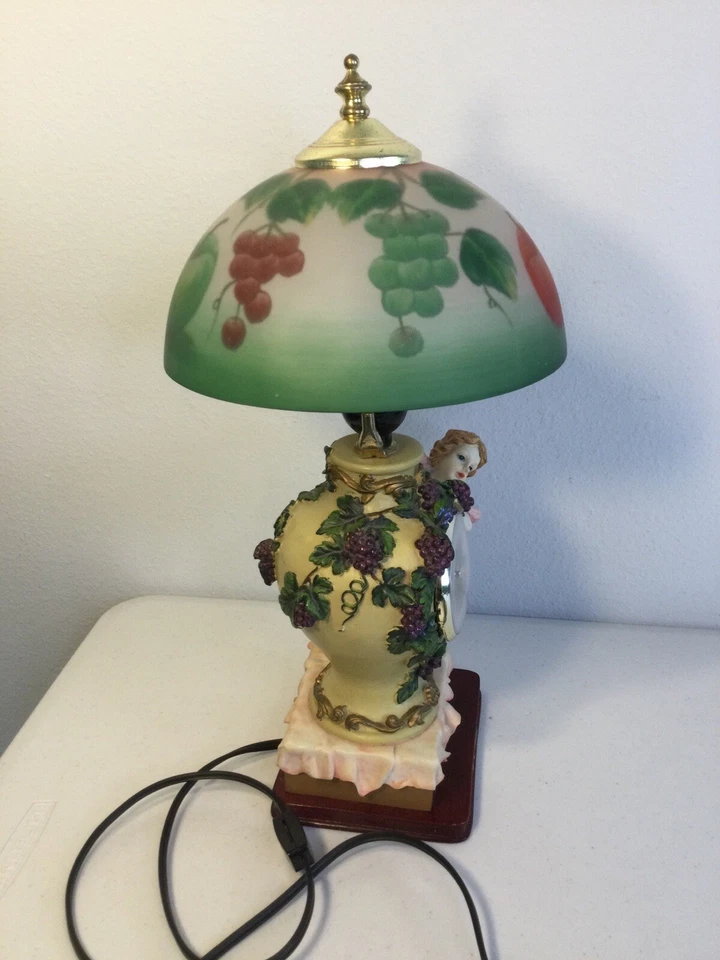 Lámpara DYNASTY INDUSTRY con estatuilla de ángel. "18"" de alto". De colección. Ver descripción/fotos. Foto 3 de 4