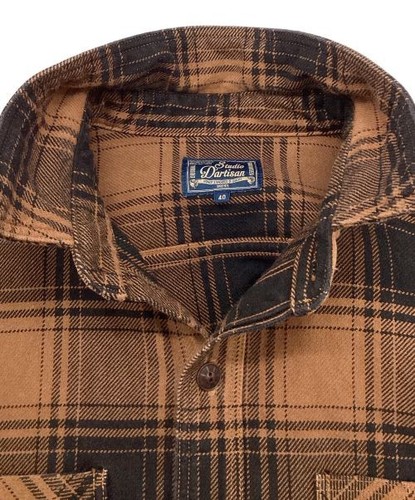 Camicia di flanella tinta fango STUDIO D'ARTISAN 5678-DORO Amami Dorozome tag... - Foto 6 di 7