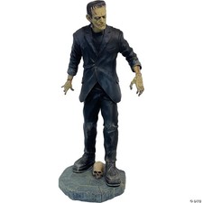 Universal Classic Monsters Frankenstein  Frankenstein Statue