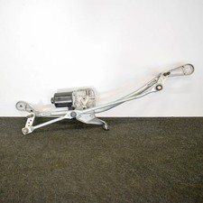 BMW 5 G30 Frontscheibenwischermotorgest�nge RHD 2710376 W000061595 2018