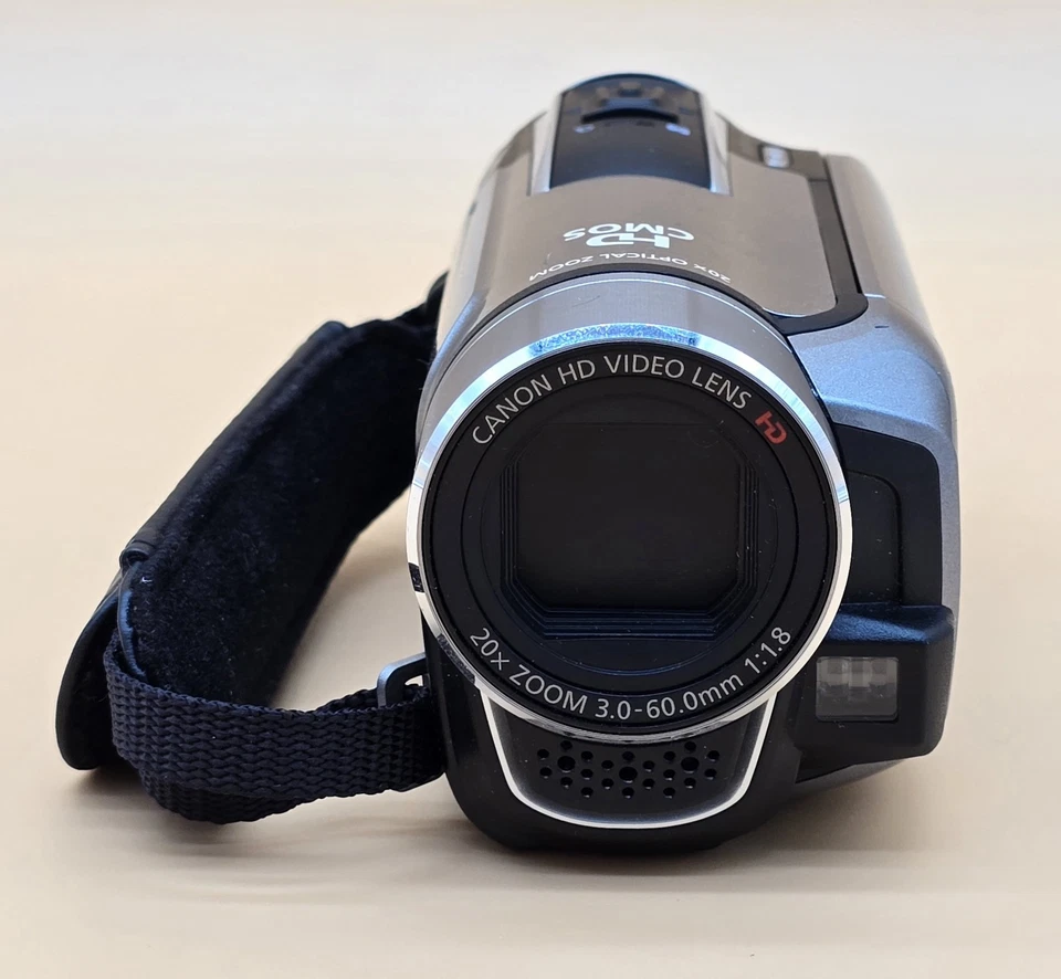 CANON LEGRIA HF R106 HD Digital Camcorder. Boxed With Accessories. - Image 2 of 4