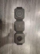 MY CHARGE 3-1 WIRELESS CHARGING PAD IPHONES, AIRPODS, APPLE WATCHES (great cond)