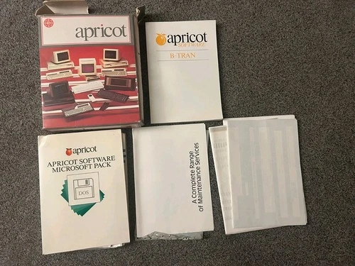 Apricot Collection Pack 1 gold - starter pack software guide manual etc 1985 ACT