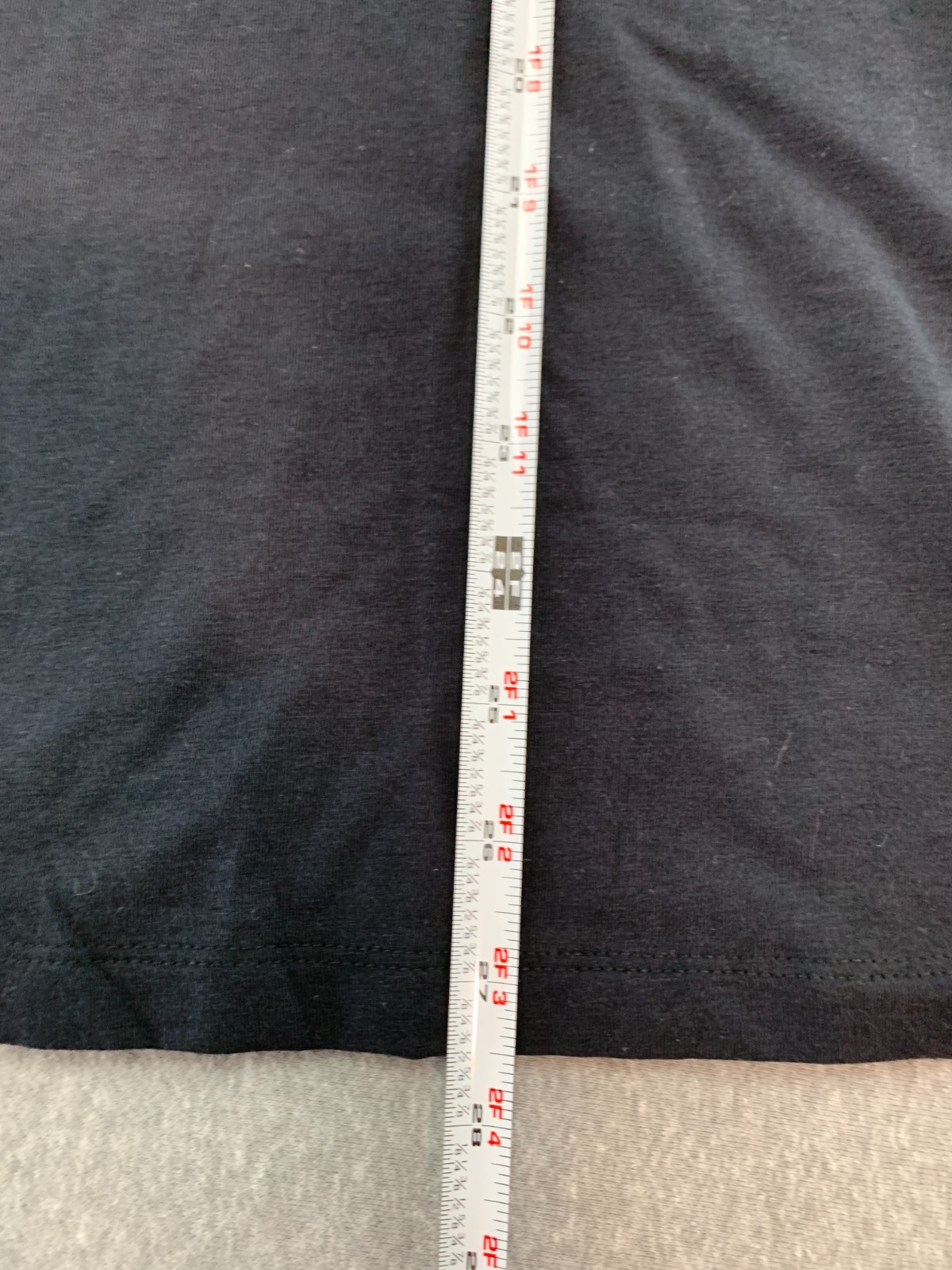 Amazon Essentials Basic Black V-Neck Short Sleeve… - image 13